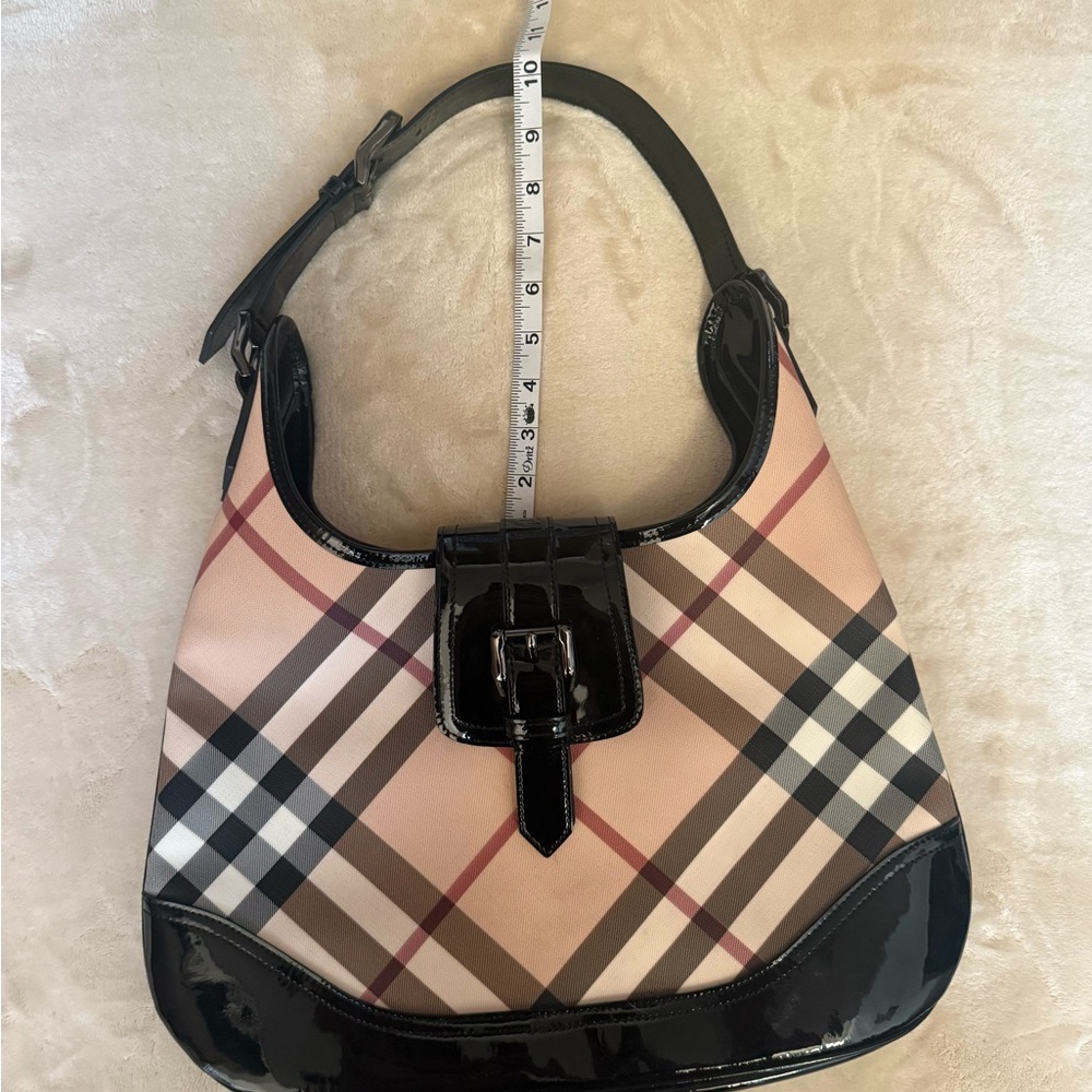 Burberry Nova Check Shoulder Bag - Picture 15 of 16